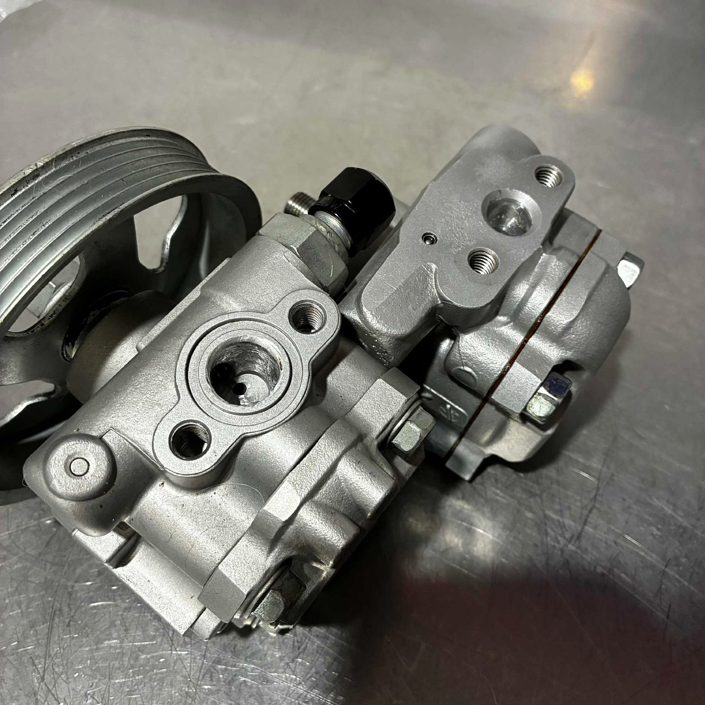 RSD Subaru BC/BF Legacy (89-94) Two Bolt High Flow Power Steering Pump -10AN Swivel Banjo Feed
